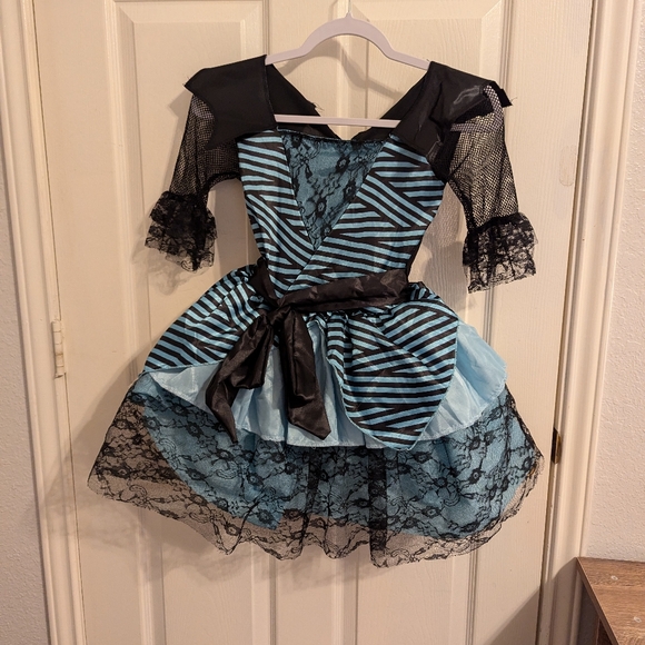 Girls Halloween Costume - Picture 3 of 10